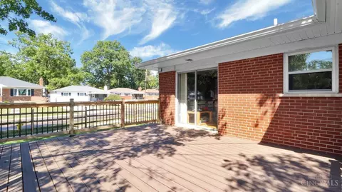 Exterior - 4607 Largo Dr, Cincinnati, OH 45236 photo 5 of 6