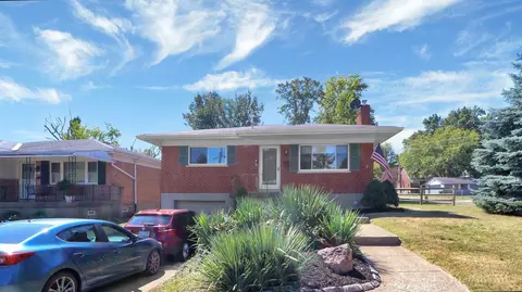 4607 Largo Dr, Cincinnati, OH 45236