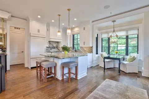 Kitchen - 1054 St Paul Pl, Cincinnati, OH 45202 photo 1 of 9