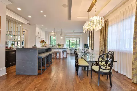 Dining - 1054 St Paul Pl, Cincinnati, OH 45202 photo 3 of 4