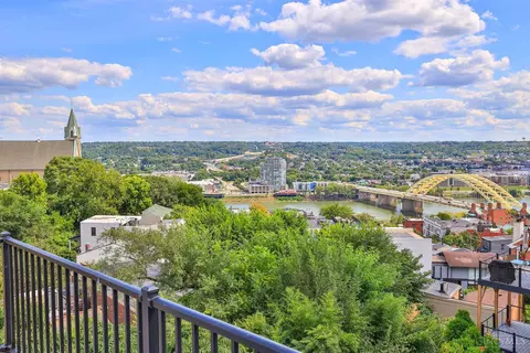 View/Area - 1054 St Paul Pl, Cincinnati, OH 45202 photo 6 of 11