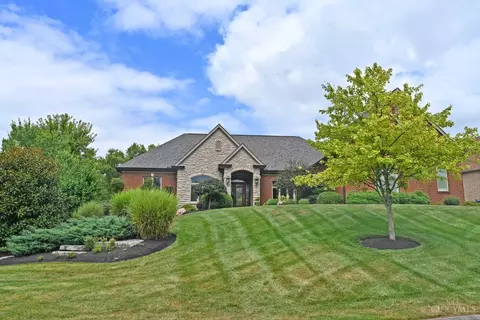 436 Ivy Trails Dr, Cincinnati, OH 45244