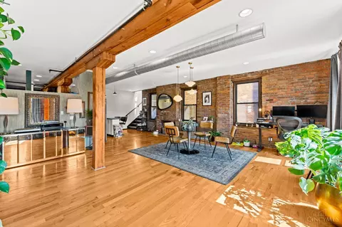 404 Reading Rd, Cincinnati, OH 45202 photo 30