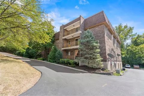 3563 Amberacres Dr, Cincinnati, OH 45237