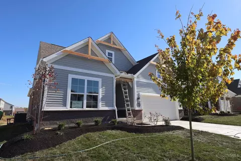 5580 White Pine Ln, Hamilton, OH 45011