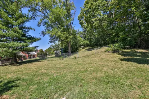 Exterior - 1246 Thurnridge Dr, Reading, OH 45215 photo 6 of 11