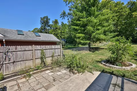Exterior - 1246 Thurnridge Dr, Reading, OH 45215 photo 7 of 11