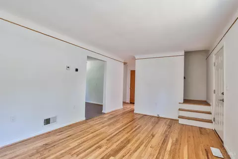 Living - 1246 Thurnridge Dr, Reading, OH 45215 photo 3 of 4