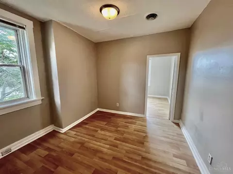 8914 Reading Rd, Reading, OH 45215 photo 17