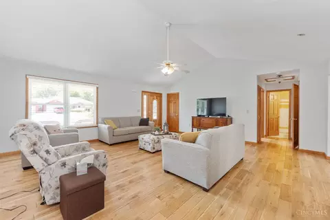 301 Forest Trl, Mount Orab, OH 45154 photo 10