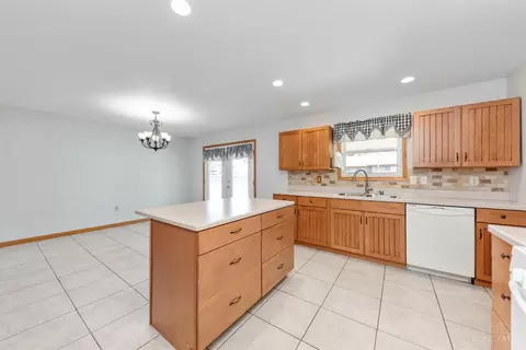 301 Forest Trl, Mount Orab, OH 45154 photo 18