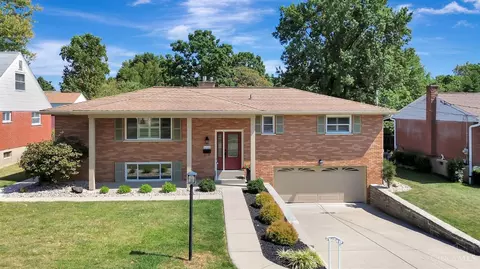 5768 Nickview Dr, Cincinnati, OH 45247