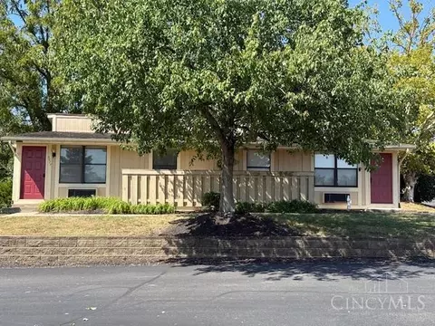 5077 Queenswood, Hamilton, OH 45011