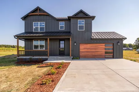 3509 St Rt 72, Sabina, OH 45169