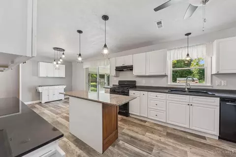 Kitchen - 408 Smith Ave, Mount Orab, OH 45154 photo 1 of 4