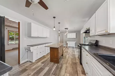 Entry Way - 408 Smith Ave, Mount Orab, OH 45154 photo 1 of 1