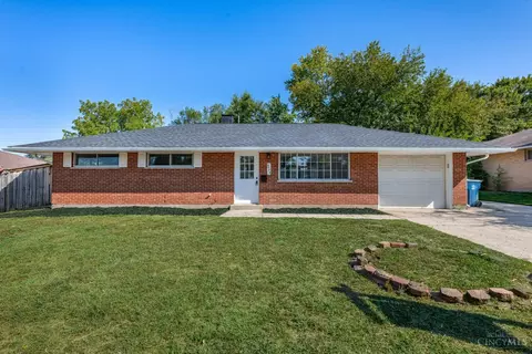 5455 Naughton Dr, Huber Heights, OH 45424