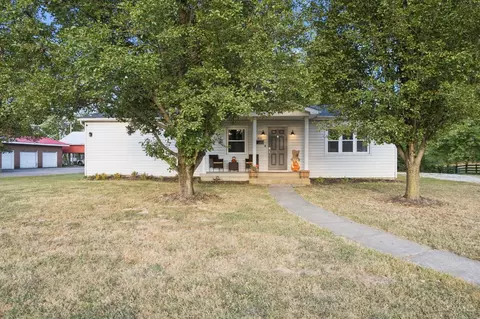 Exterior - 418 Home St, Georgetown, OH 45121 photo 2 of 4