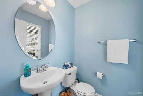 Bath - 607 Laura Ct, Harrison, OH 45030 photo 1 of 4