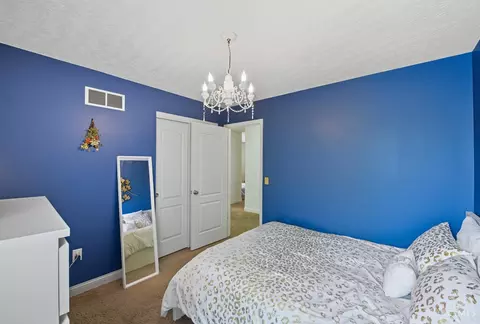 Bedroom - 607 Laura Ct, Harrison, OH 45030 photo 7 of 13