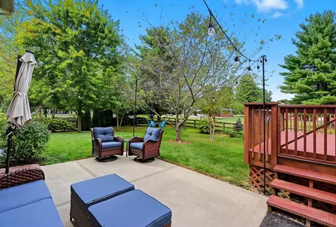 Exterior - 607 Laura Ct, Harrison, OH 45030 photo 5 of 10
