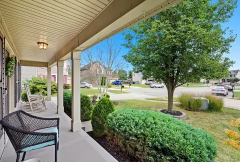 Exterior - 607 Laura Ct, Harrison, OH 45030 photo 3 of 10
