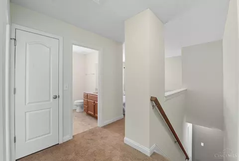 Entry Way - 607 Laura Ct, Harrison, OH 45030 photo 7 of 7