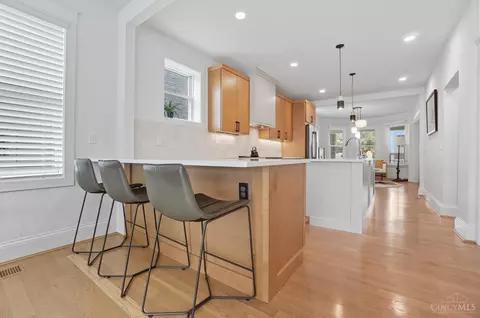 Kitchen - 3225 Lookout Dr, Cincinnati, OH 45208 photo 4 of 4
