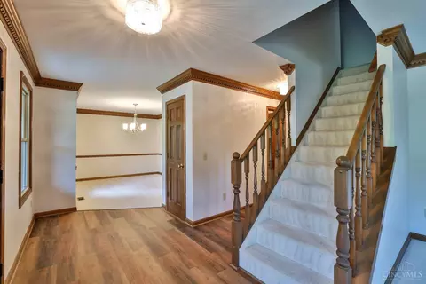 463 Auxier Dr, Cincinnati, OH 45244 photo 4