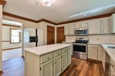 463 Auxier Dr, Cincinnati, OH 45244 photo 15