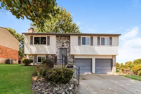 2161 Knightsbridge Dr, Cincinnati, OH 45244