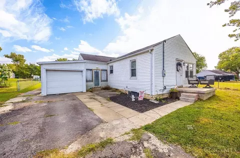 3849 Nichols Rd, Oxford, OH 45056