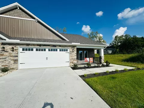 5019 Waterford Dr, Middletown, OH 45042