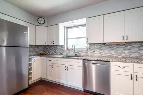 Kitchen - 6510 Murray Ave, Cincinnati, OH 45227 photo 4 of 5