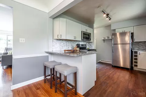 Kitchen - 6510 Murray Ave, Cincinnati, OH 45227 photo 2 of 5