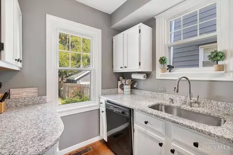 Kitchen - 6622 Merwin Ave, Cincinnati, OH 45227 photo 2 of 3