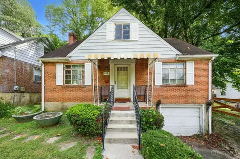 2421 Ardmore Ave, Golf Manor, OH 45237