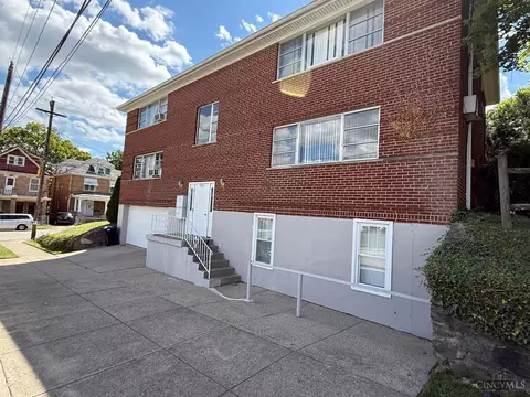 Exterior - 4309 Westhaven Ave, Cincinnati, OH 45205 photo 2 of 10