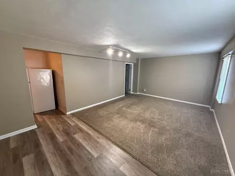Living - 4309 Westhaven Ave, Cincinnati, OH 45205 photo 1 of 3