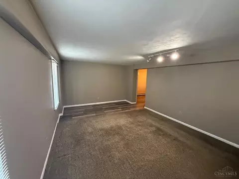 Living - 4309 Westhaven Ave, Cincinnati, OH 45205 photo 2 of 3