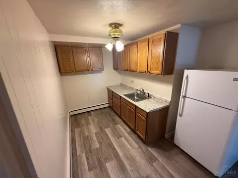 Kitchen - 4309 Westhaven Ave, Cincinnati, OH 45205 photo 1 of 2