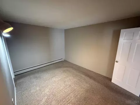Bedroom - 4309 Westhaven Ave, Cincinnati, OH 45205 photo 2 of 2