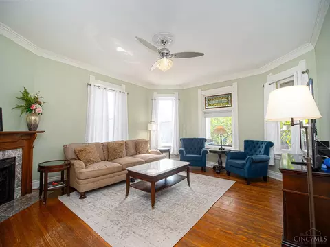 3732 Morris Pl, Cincinnati, OH 45226 photo 3