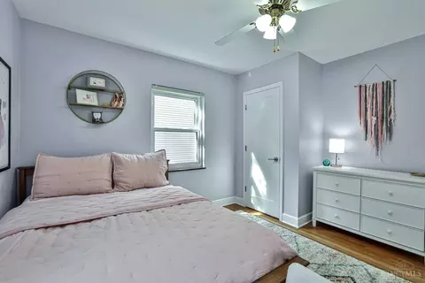 Bedroom - 3860 Settle Rd, Mariemont, OH 45227 photo 5 of 7