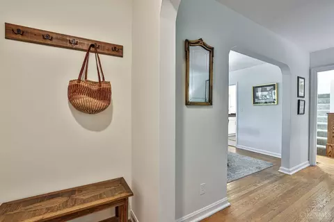 Entry Way - 3860 Settle Rd, Mariemont, OH 45227 photo 1 of 4