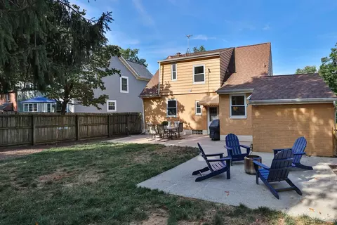 Exterior - 3860 Settle Rd, Mariemont, OH 45227 photo 6 of 6