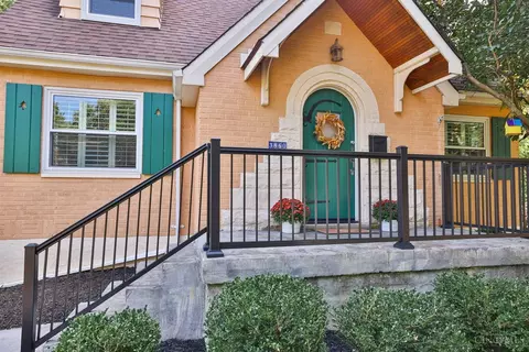 Exterior - 3860 Settle Rd, Mariemont, OH 45227 photo 4 of 6