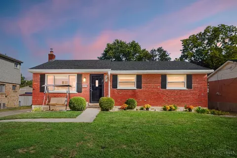 6574 Windyhills Rd, Anderson Twp, OH 45230