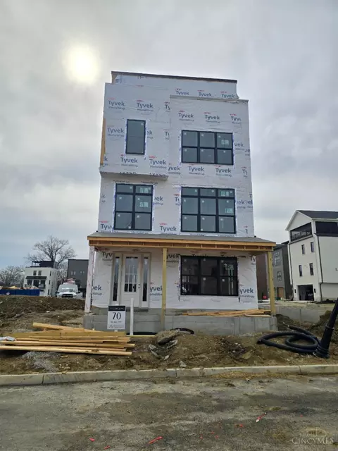 2947 Iron Oak Ave, Cincinnati, OH 45209