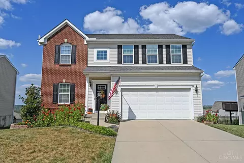 702 Lake View Dr, Milford, OH 45150